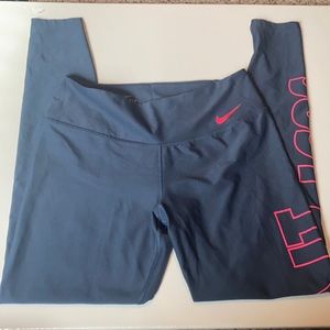 Nike Dri-fit Size Medium *Discounted Shipping*